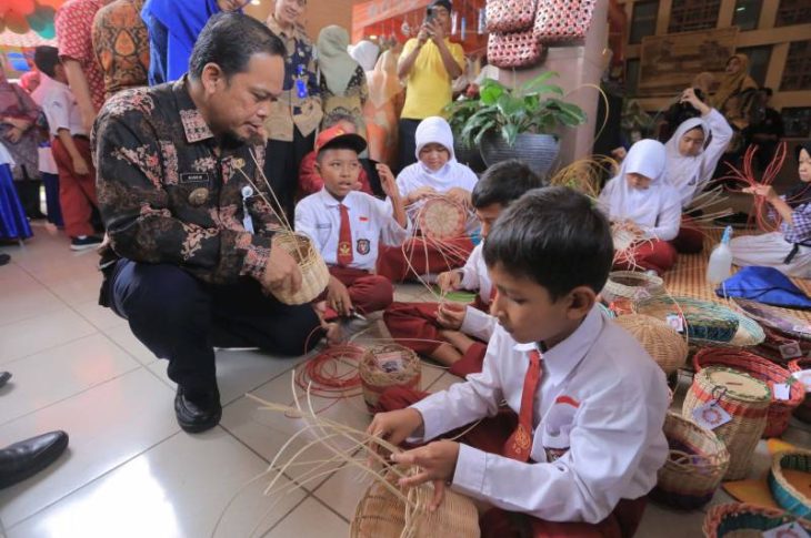 Memperingati Hardiknas, Dinas Pendidikan Kota Tangerang melaksanakan Gelar Karya Proyek Penguatan Profil Pelajar Pancasila (P5) tingkat Kota Tangerang di Plaza Puspem Kota Tangerang