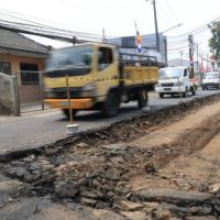 Jalan Rusak Bikin Pelanggan Berkurang, Pelaku Usaha Sambut Perbaikan Iskandar Muda