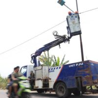 Jalan Diperbaiki, PJU dan Rambu Ikut Dikebut Dishub Kota Tangerang